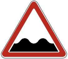 Знак 1.16 Неровная дорога